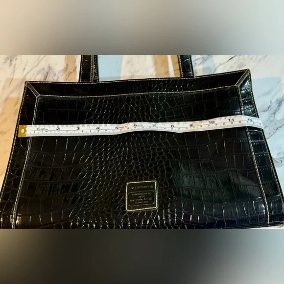 Liz Claiborne black faux alligator purse/bag and wallet - Picture 5 of 16